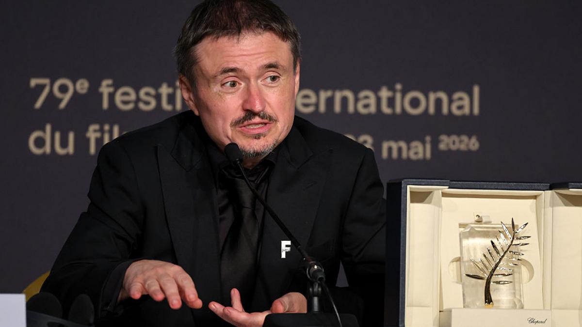 poza in care apare Cristian Mungiu
