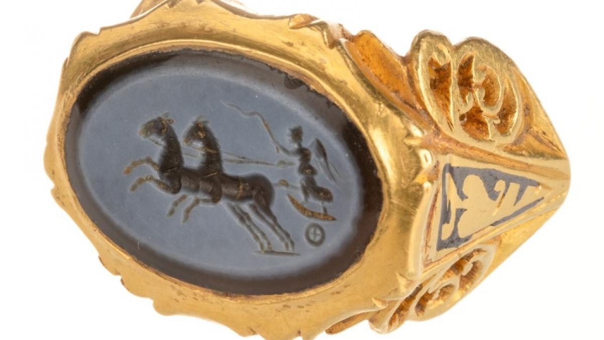 Roman-Ring_5