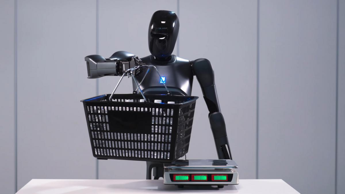 robot semi umanoid inteligenta artificiala pudu d7 invata la locul de munca
