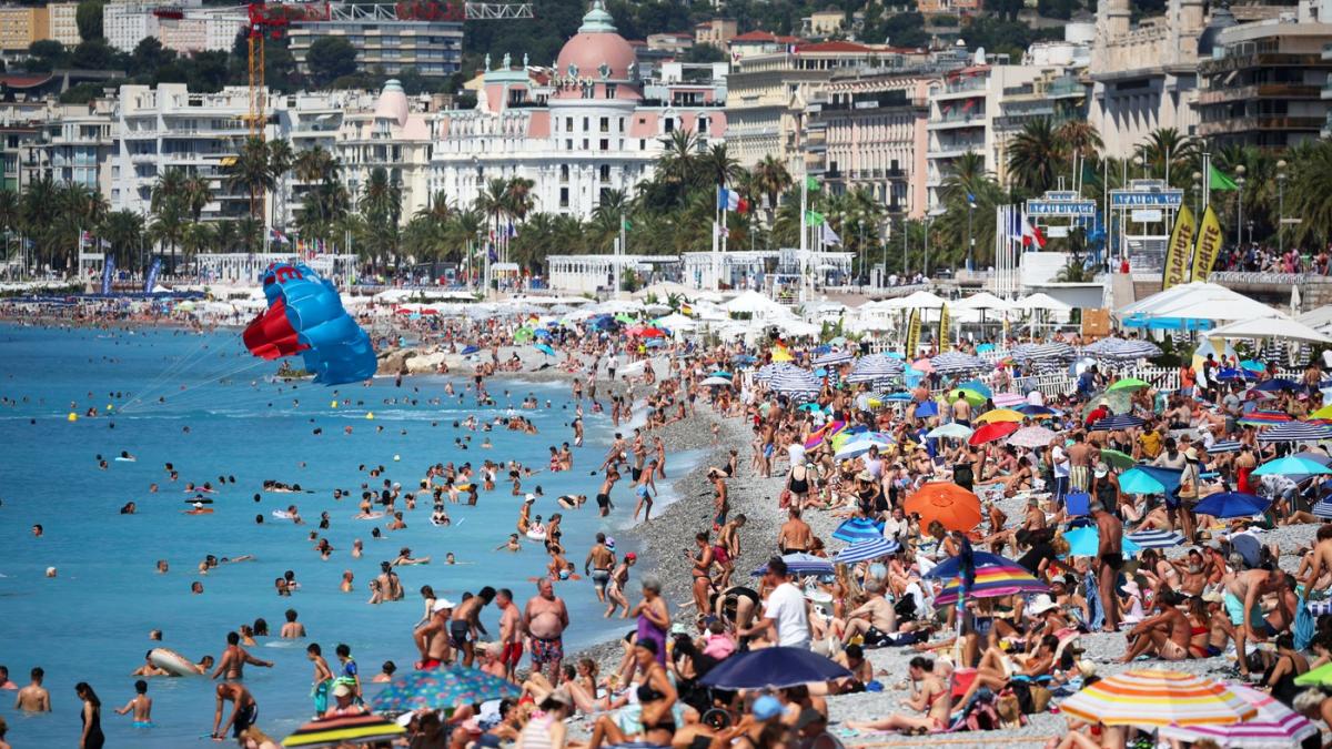 gata cu cumparaturile de weekend pentru rusi in europa 11 tari din europa fac presiuni pentru restrictionarea vizelor