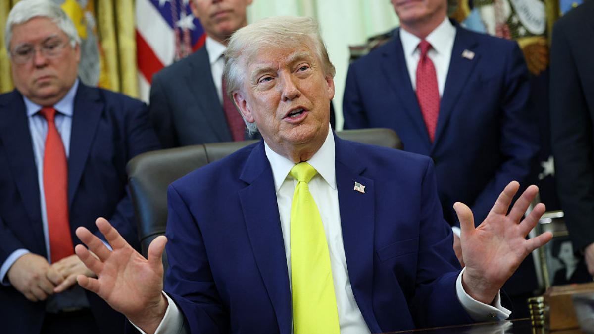ar trebui sa rezolve lucrurile reactia lui trump dupa ce zelenski i a propus lui putin o intalnire fata n fata
