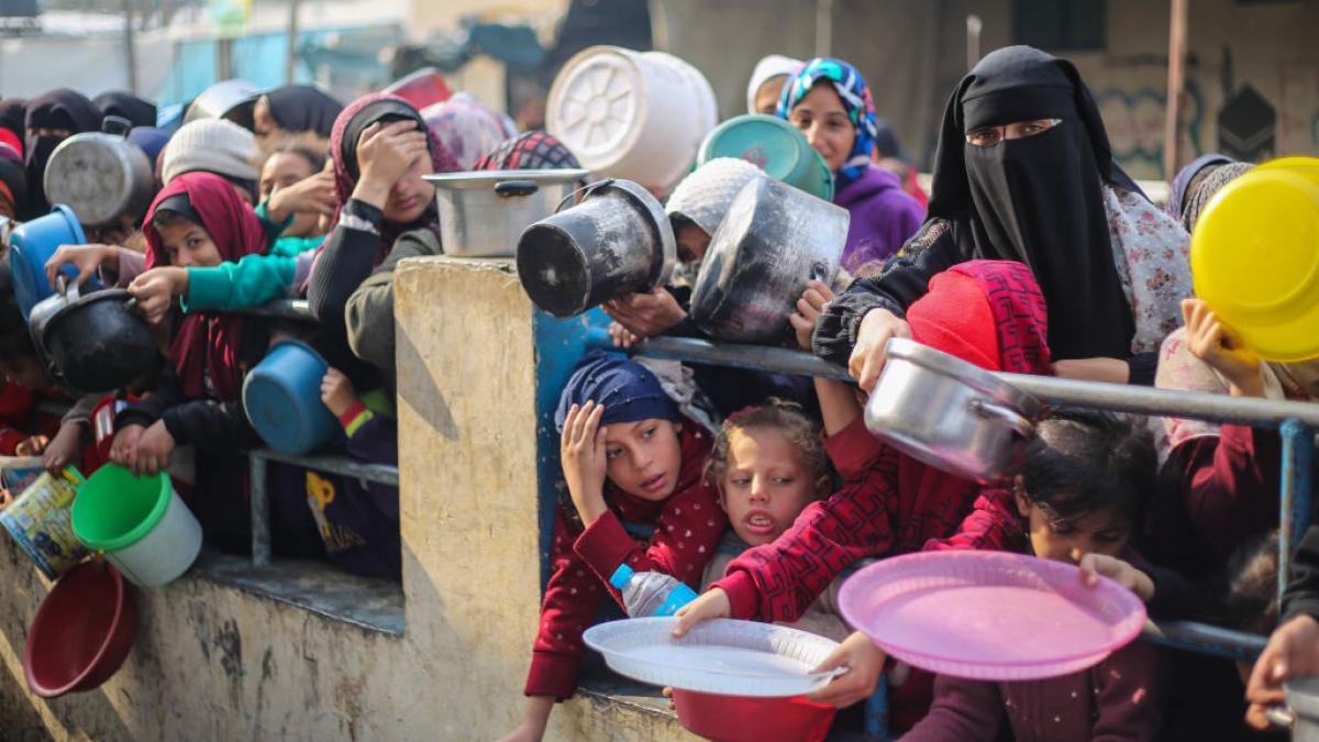 in multe zone luam deja de la flamanzi pentru a da celor care mor de foame milioane de oameni sufera din cauza razboiului din iran