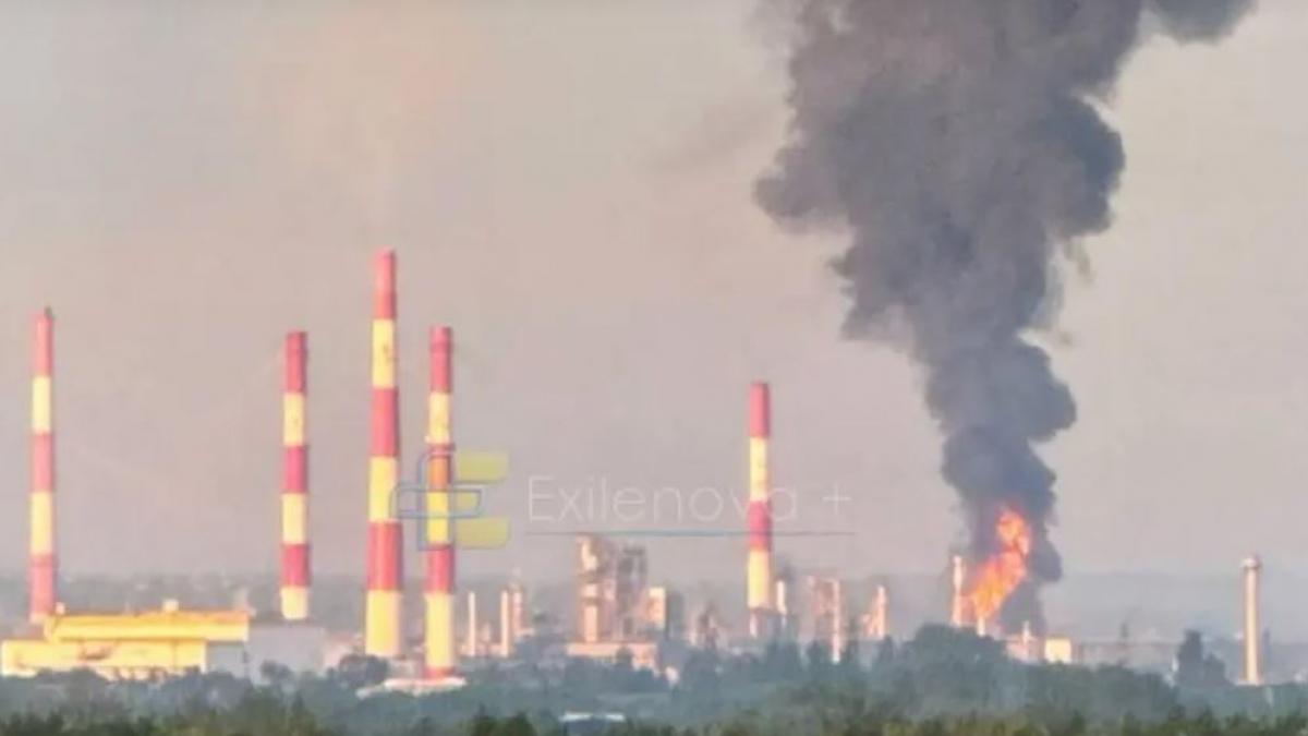 incendiu la o rafinarie ruseasca de petrol dupa un atac cu rachete si drone ucrainene moscova a contraatacat