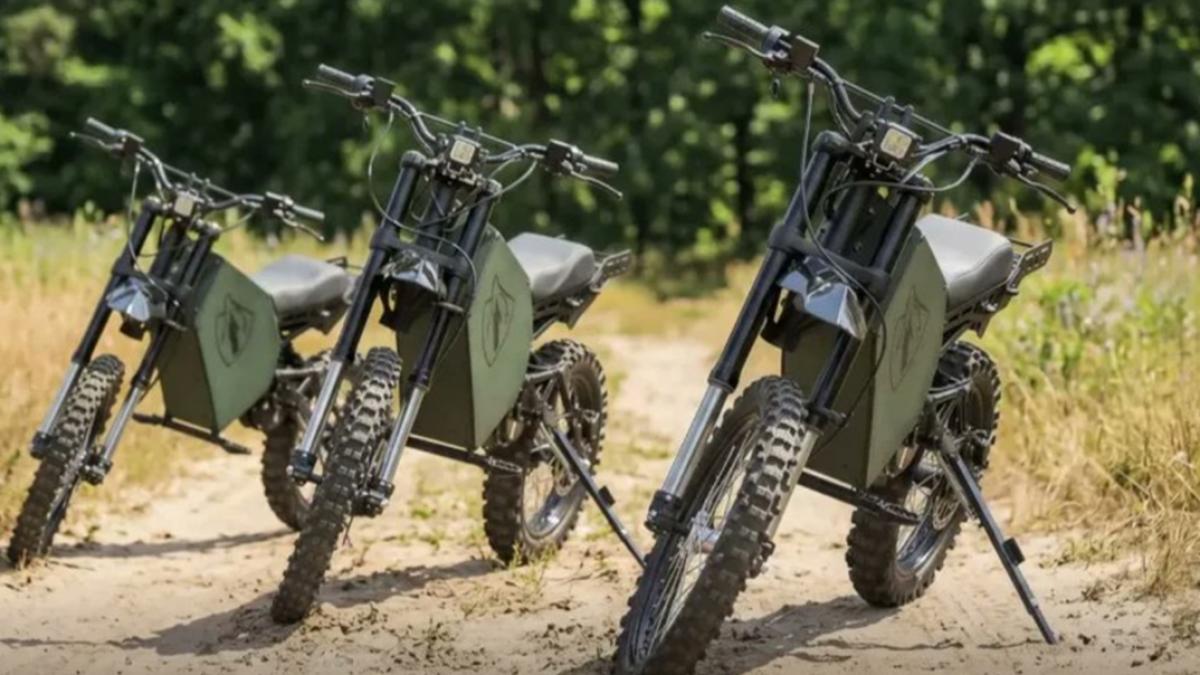 ucrainenii prezinta noile motociclete stealth electrice silentioase si cu amprenta termala redusa wolfstrom atinge 80 km h
