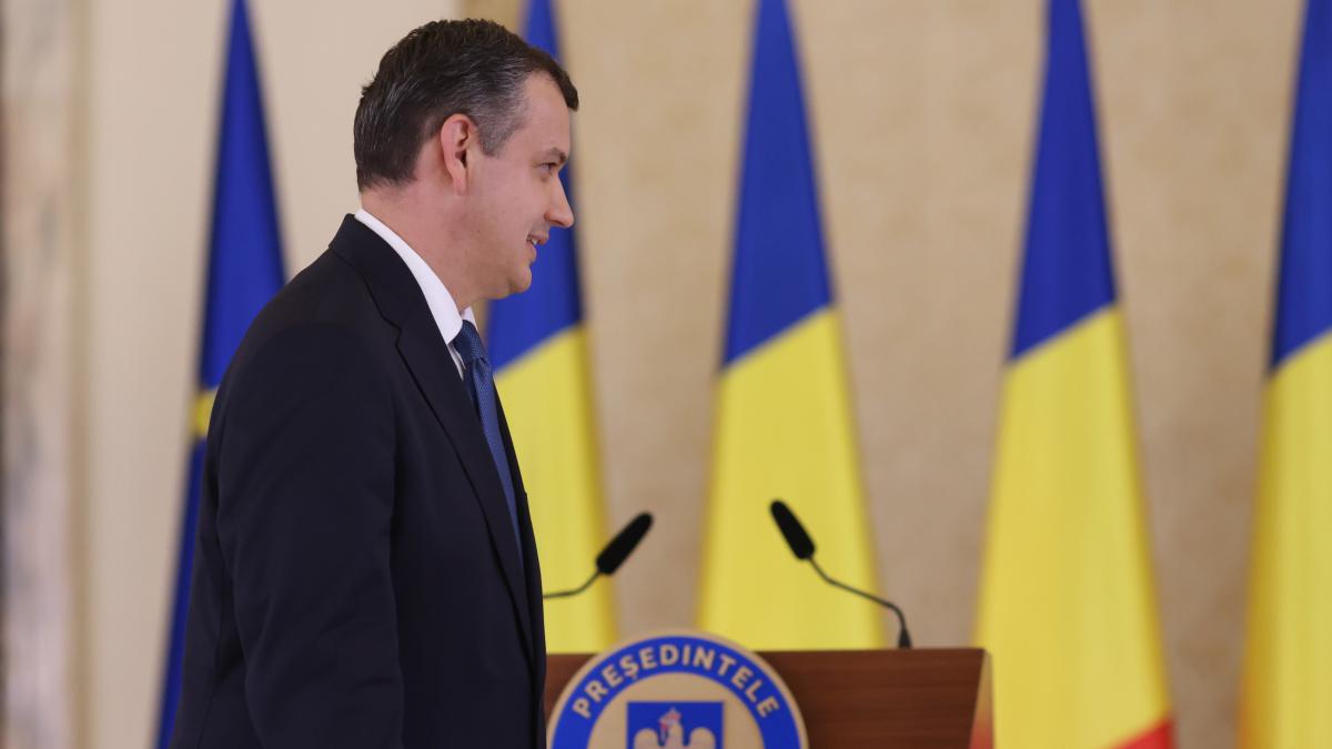 lista completa a guvernului tomac surpriza de la ministerul finantelor la justitie va fi propus un consilier prezidential