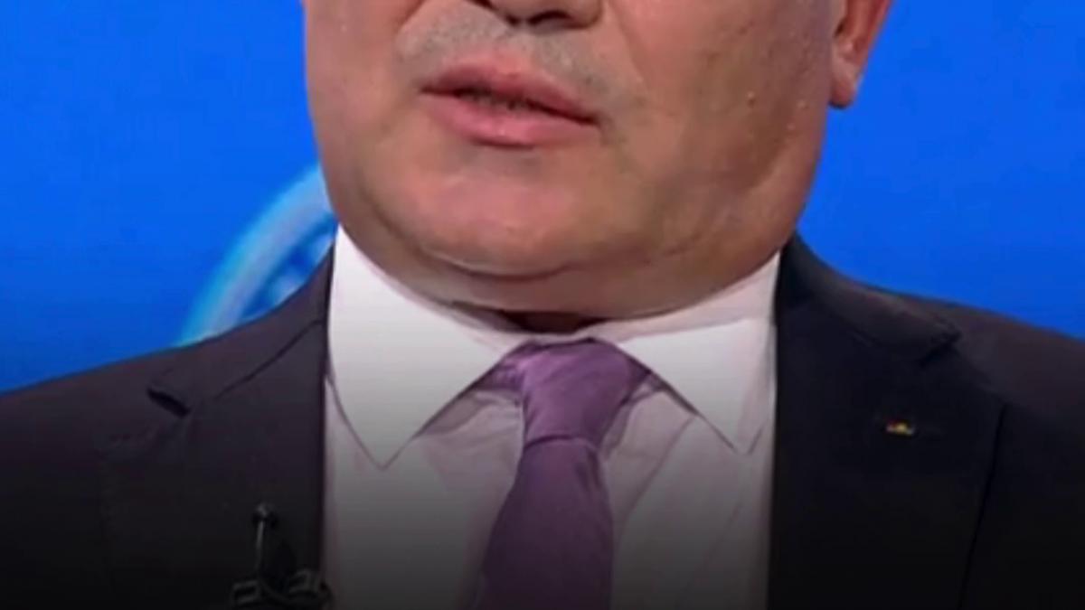 adrian vestea sunt un patriot si un om responsabil