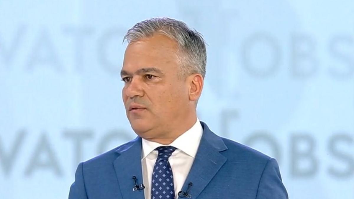 adrian vestea as dori ca alexandru nazare sa ramana la finante voi discuta si cu catalin predoiu nu am o lista de ministri