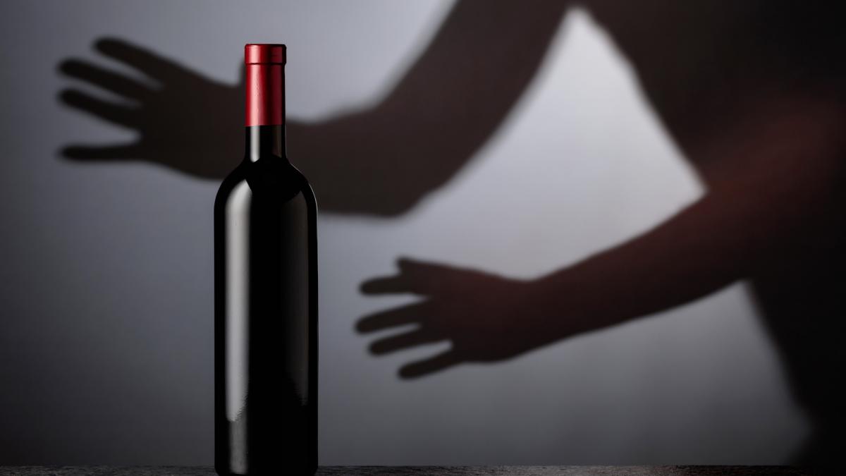 jaf de 280 000 de euro la un restaurant din milano hotii imbracati in muncitori au furat sticle de vin unice in lume