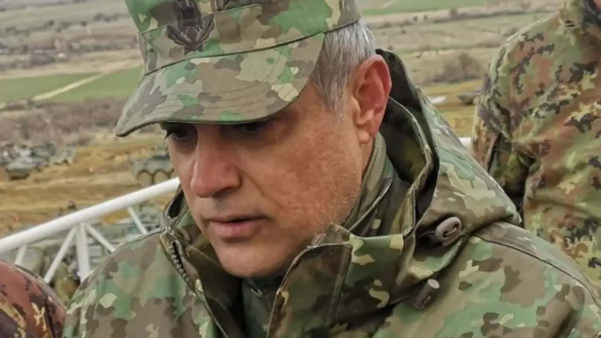 un fost comandant nato il acuza pe vestea ca a blocat proiecte in zona poligonului cincu si cand era ministru si cand era sef de cj