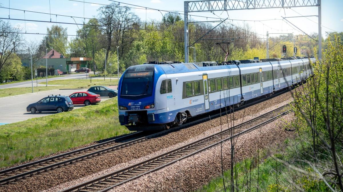 revolutie in transportul feroviar din polonia guvernul investeste 143 de miliarde de euro in modernizarea cailor ferate