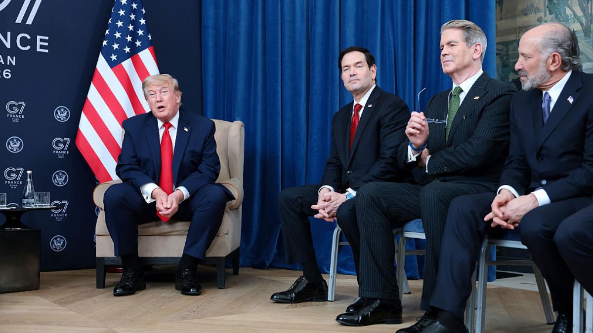 trump promite ca va citi acordul cu iranul cuvant cu cuvant peste cateva zile si anunta ca tara nu va avea niciodata arma nucleara