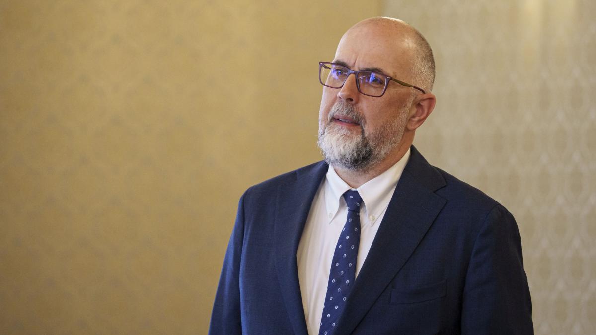 kelemen hunor neaga ca ar fi primit ordin de la budapesta sa il ajute pe bolojan scenarita nu il ajuta pe vestea sa obtina voturi