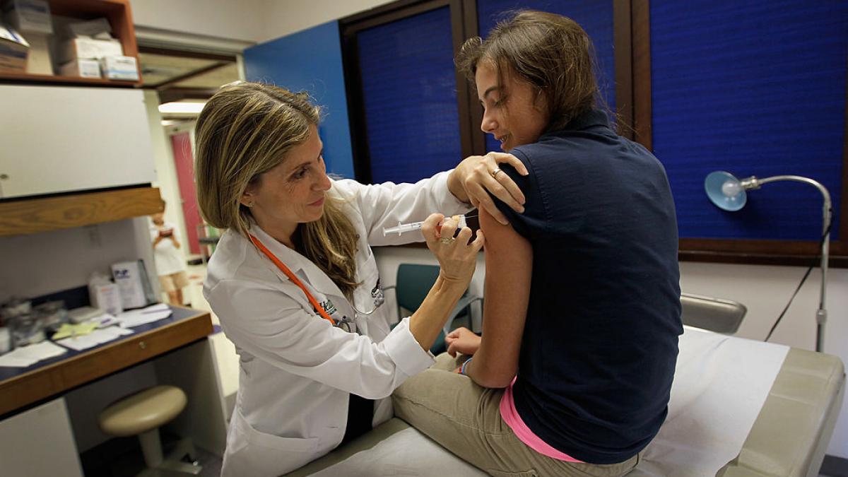 fata vaccinata