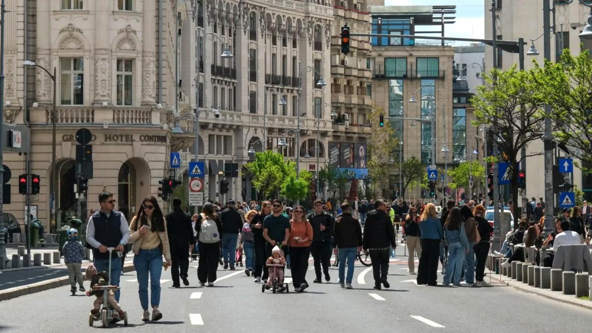 calea victoriei bucuresti pietonala strazi deschise bulevard