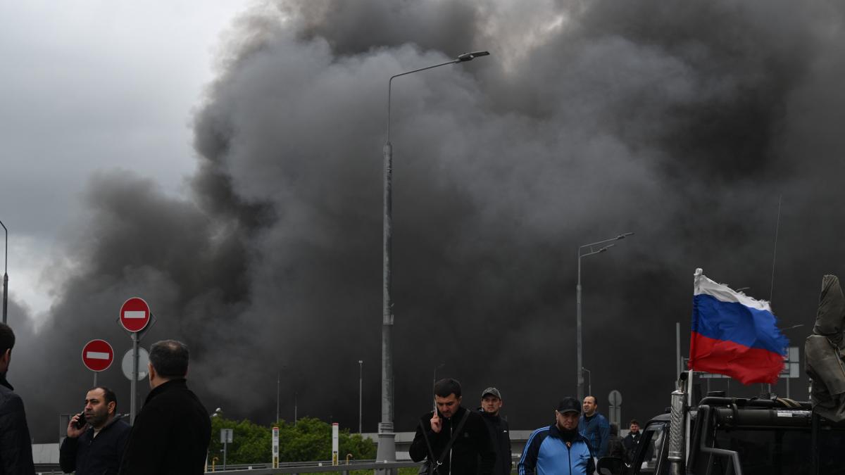 fum negru după atac la Moscova