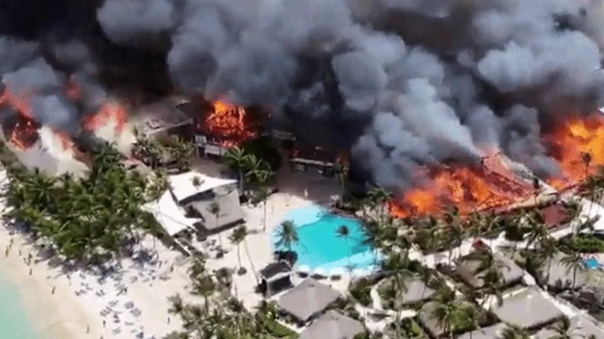 incendiu urias la un complex hotelier din republica dominicana mii de turisti evacuati