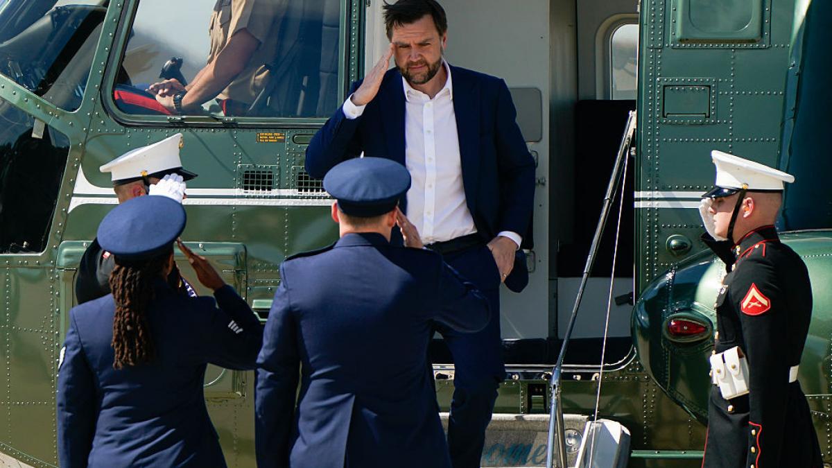 jd vance a ajuns in elvetia delegatiile sua si iran incep discutiile tehnice pentru incheierea unui acord de pace