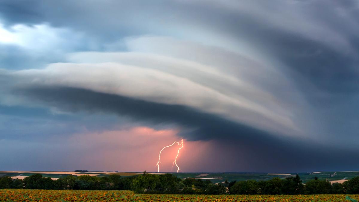 avertizare meteo imediata de la anm cod portocaliu de furtuni puternice cu grindina si vijelii lista localitatilor vizate