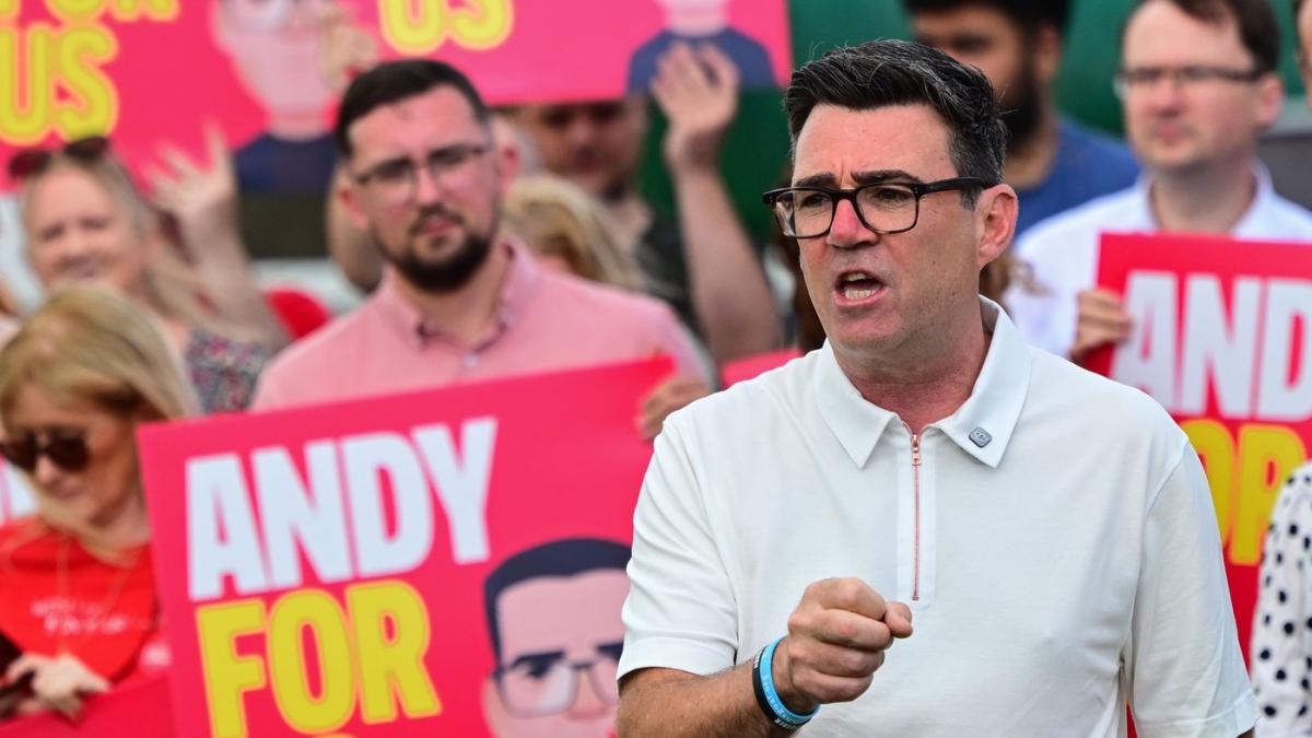cine este andy burnham regele nordului si viitorul prim ministru britanic a fost primit cu urale la westminster
