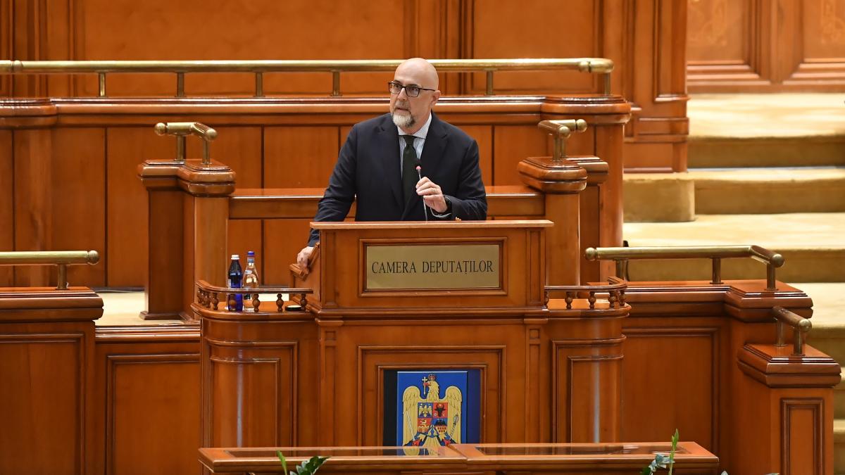 kelemen hunor il felicita ironic pe george simion la votul pentru guvernul vestea talentul trebuie recunoscut ai dat sah si mat