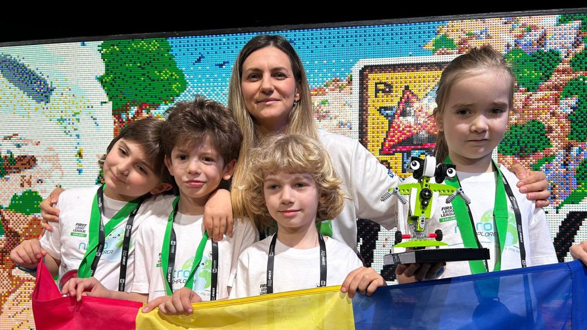 Alina hoara profesoara