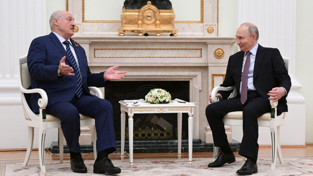 vladimir putin si aleksandr lukasenko vor discuta ultimatumul lui volodimir zelenski adresat belarusului