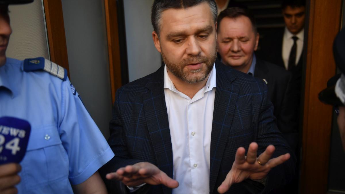 ciprian ciucu la iesirea d ela dna