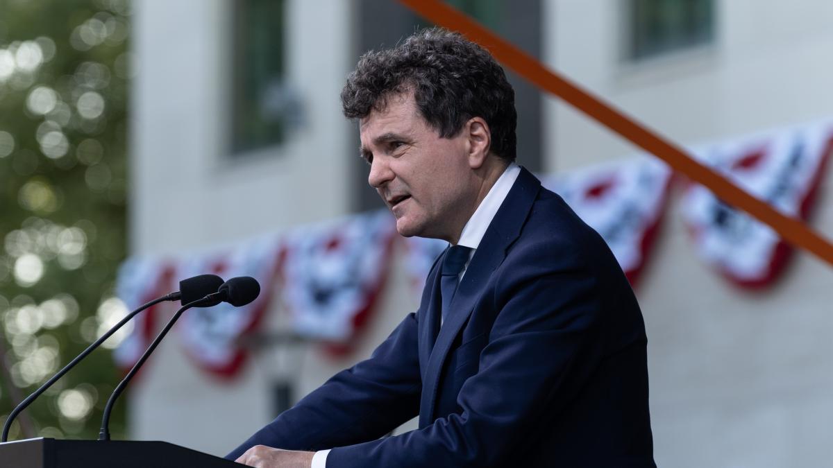 nicusor dan la receptia de la ambasada sua va asigur ca romania isi asuma pe deplin responsabilitatea pentru propria aparare