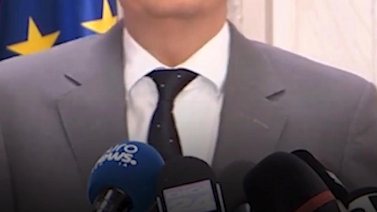 social democratii au decis sa intre la guvernare cu sorin grindeanu premier grindeanu psd va juca exclusiv pe mana sa