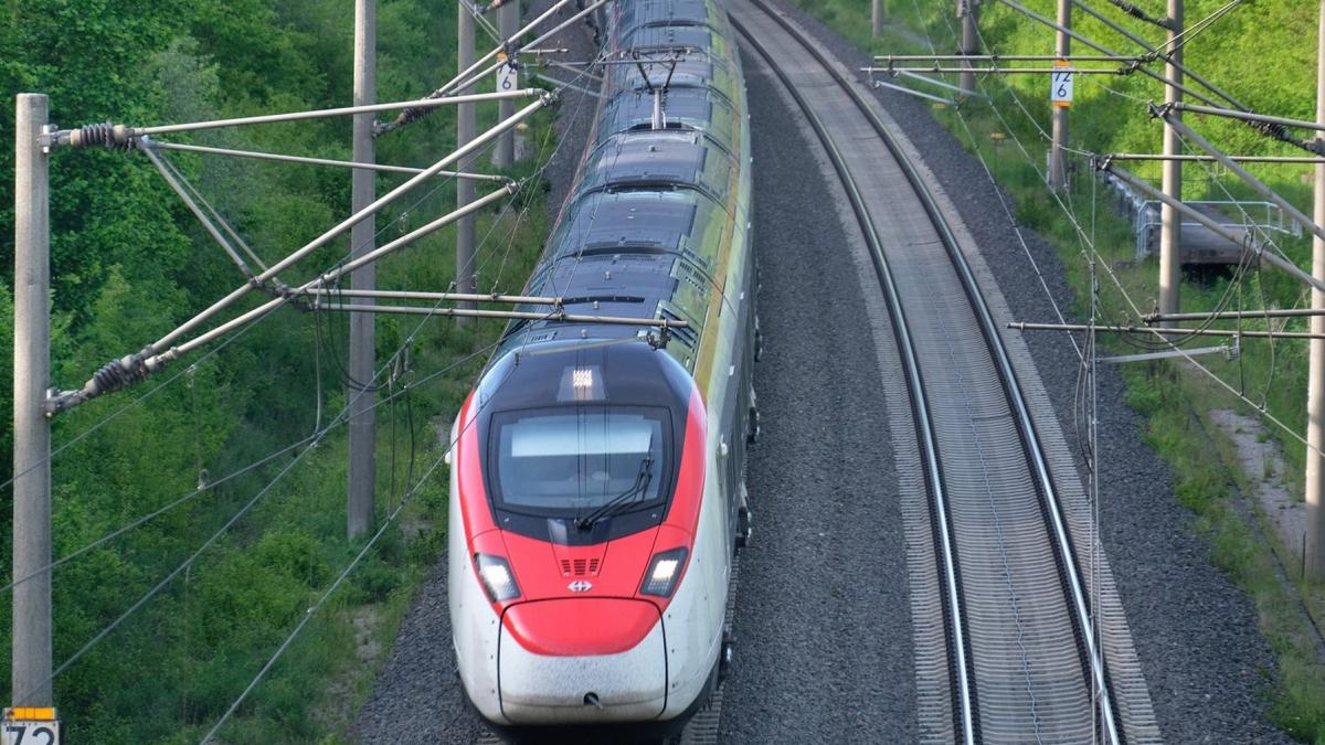 tara care transforma liniile de tren in producatori de energie verde proiectul are un succes urias