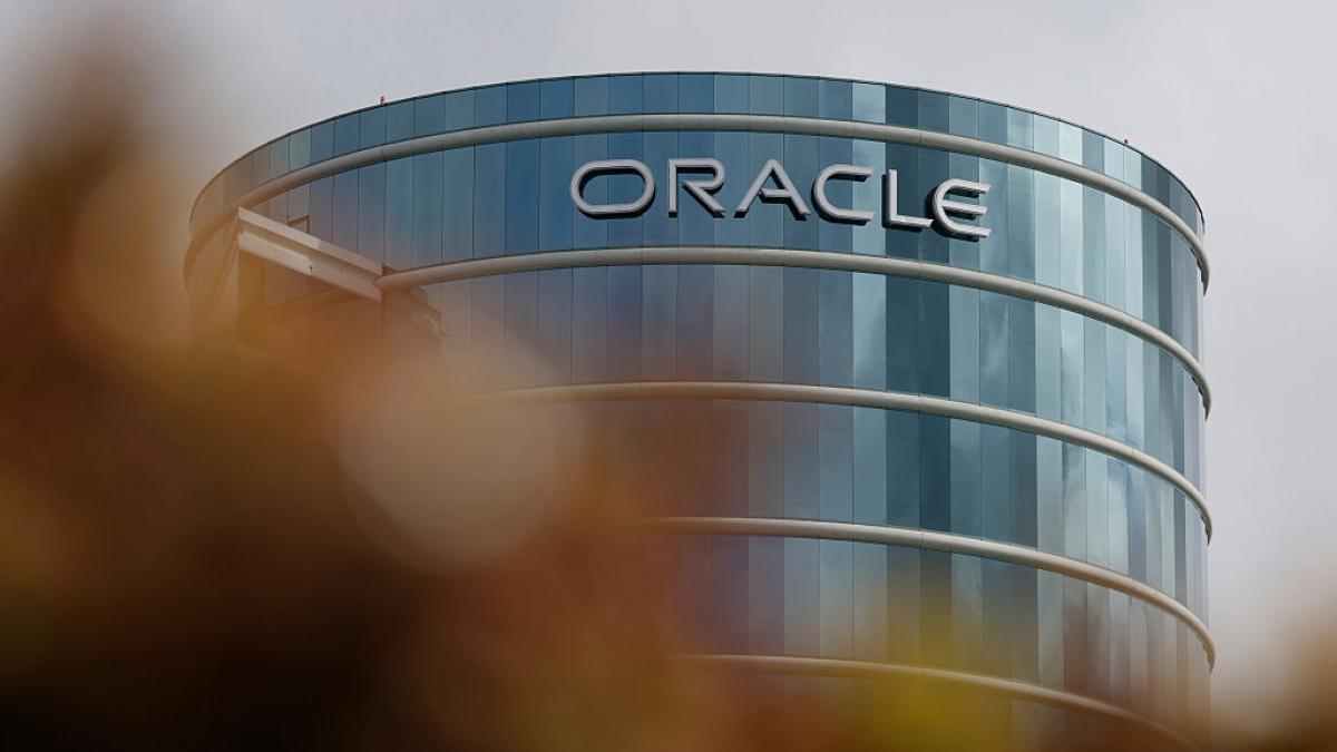 concedieri la oracle romania prin metoda garden leave peste 500 de angajati au aflat prin e mail ca urmeaza sa ramana fara job uri