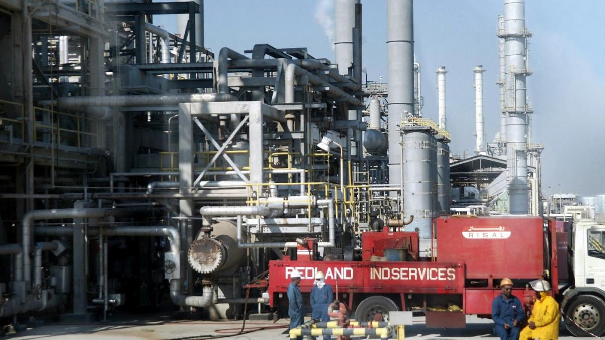 14 morti dupa ce un elicopter al gigantului petrolier saudit saudi aramco s a prabusit