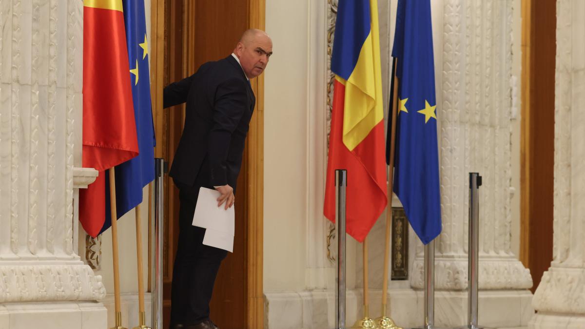 si criza politica intra in vacanta bolojan ar putea ramane premier demis la palatul victoria pe termen nedeterminat