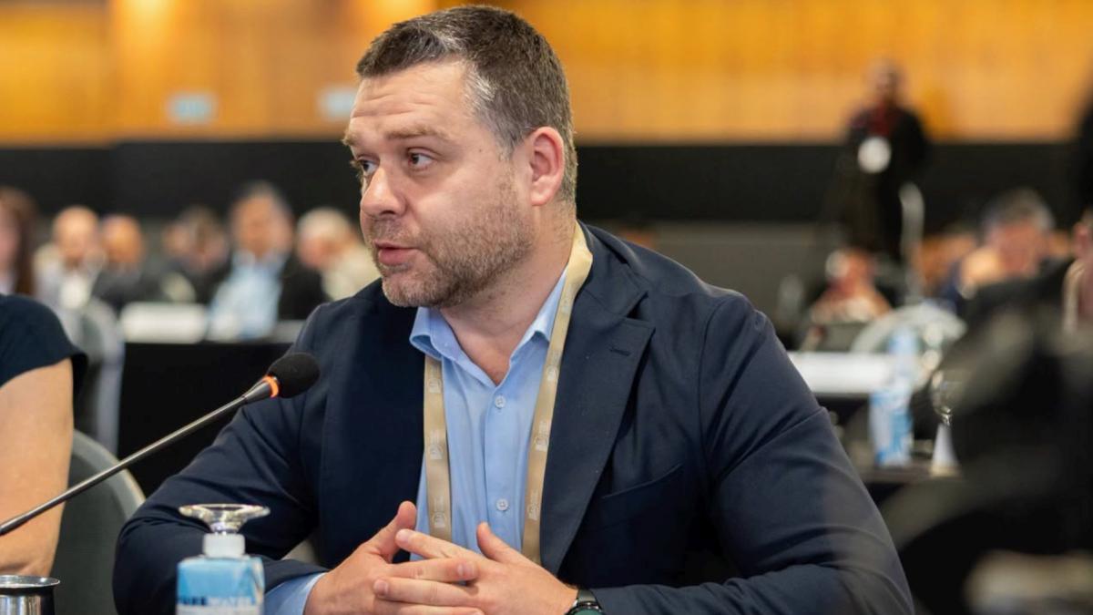 ciprian ciucu pleaca in vacanta peste doua zile primarul capitalei a anuntat cine ramane in locul lui si ii preia atributiile