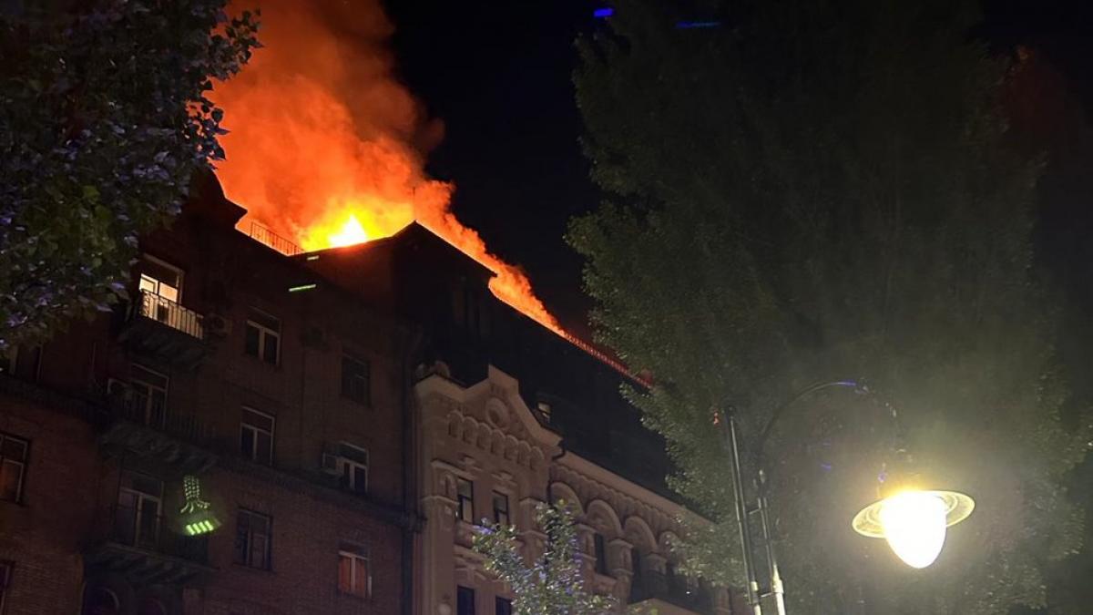hotelul din kiev in care se aflau angajatii parlamentului european a fost lovit in atacul masiv lansat de rusia