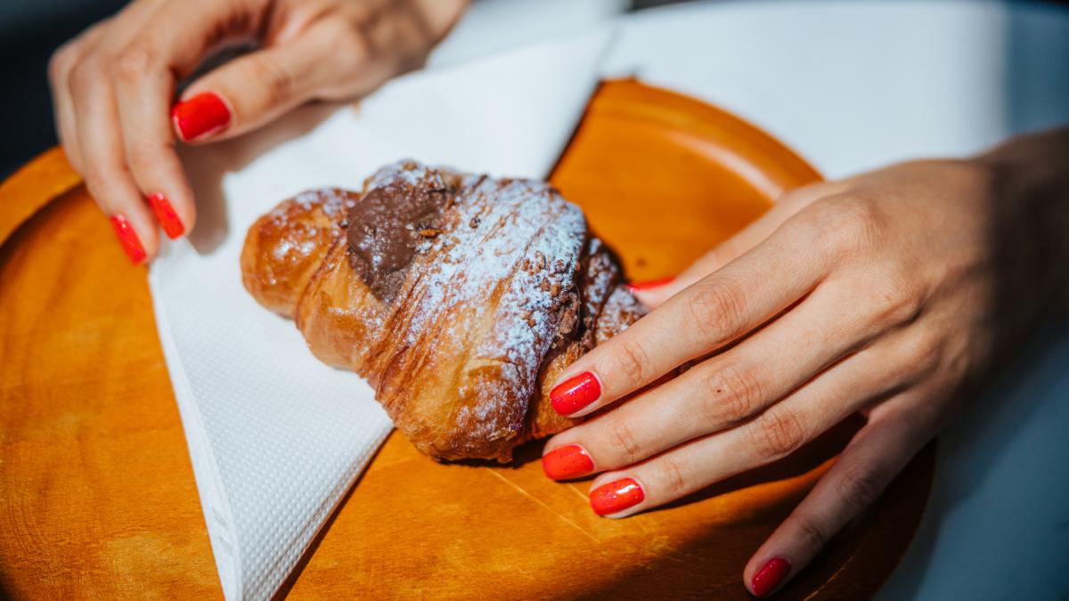 un desert cu nutella ar putea contine o bucata de metal e retras din trei lanturi de supermarketuri lista cu magazine unde s a vandut