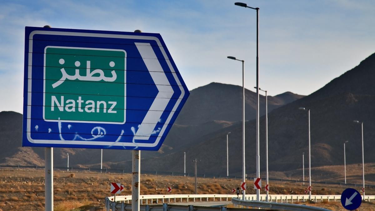 iranul suspectat ca incalca acordul cu statele unite noi imagini din satelit arata activitate la situl nuclear de la natanz