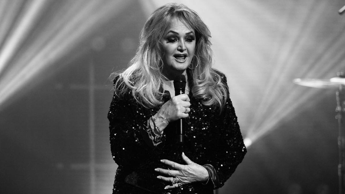 cantareata celebra bonnie tyler