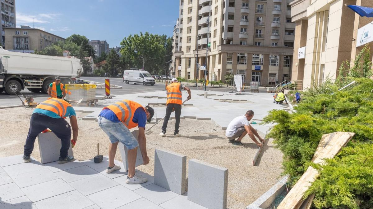 cat de mult au avansat lucrarile la proiectul orasul parc din centrul bucurestiului primaria va fi gata pana la finalul lui august