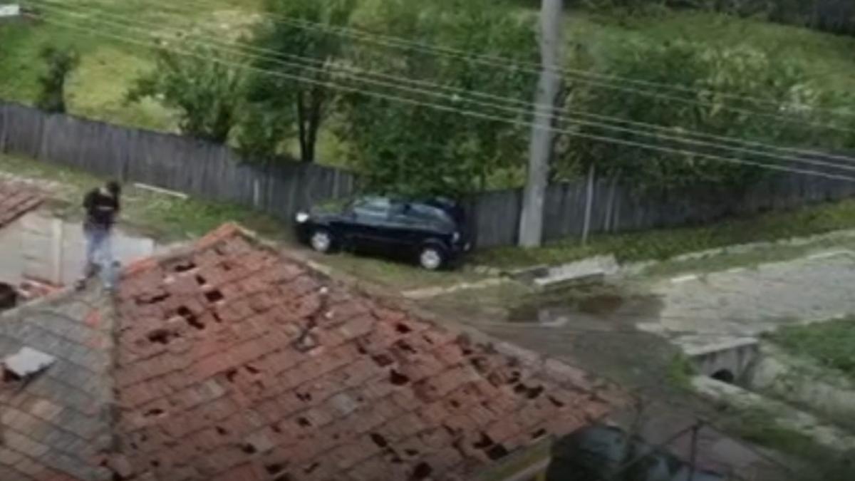 oameni uitati de autoritati nevoiti sa se descurce pe cont propriu