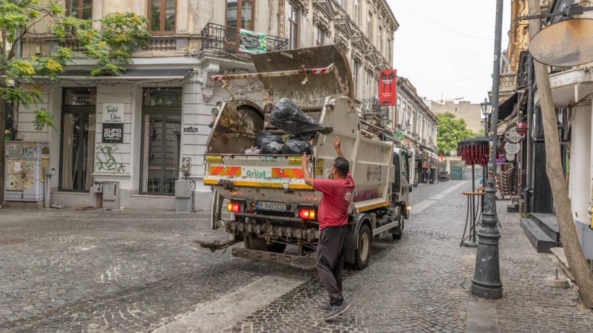 pmb vrea sa schimbe sistemul de salubrizare vor fi sapte pubele de gunoi diferite iar bucurestenii vor plati pentru cat arunca