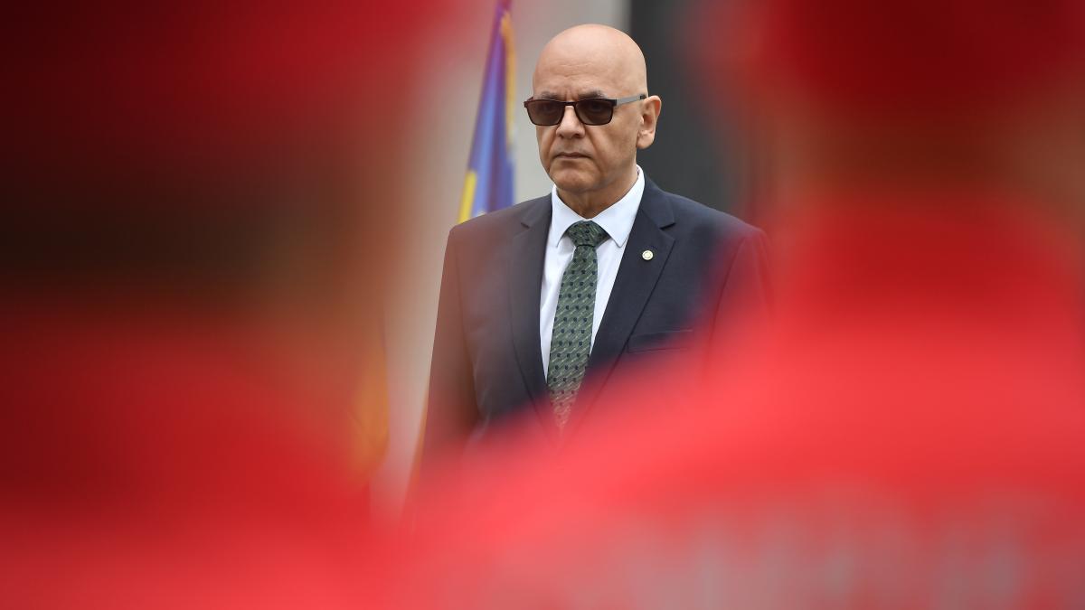 procurorii au pus sechestru pe averea lui raed arafat in dosarul in care e acuzat de contrabanda seful dsu contesta masura