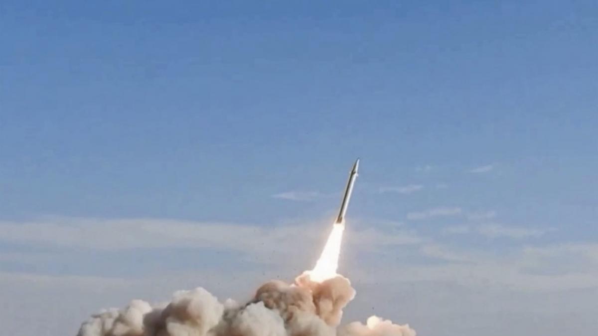 razboiul din iran incepe din nou in forta dupa amenintarile lui trump sua au inceput bombardamentele explozii in mai multe orase
