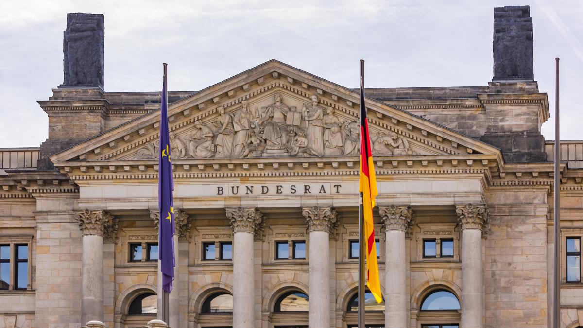 germania vrea sa sanctioneze persoanele care neaga dreptul israelului la existenta pedepsele pot ajunge pana la 5 ani de inchisoare