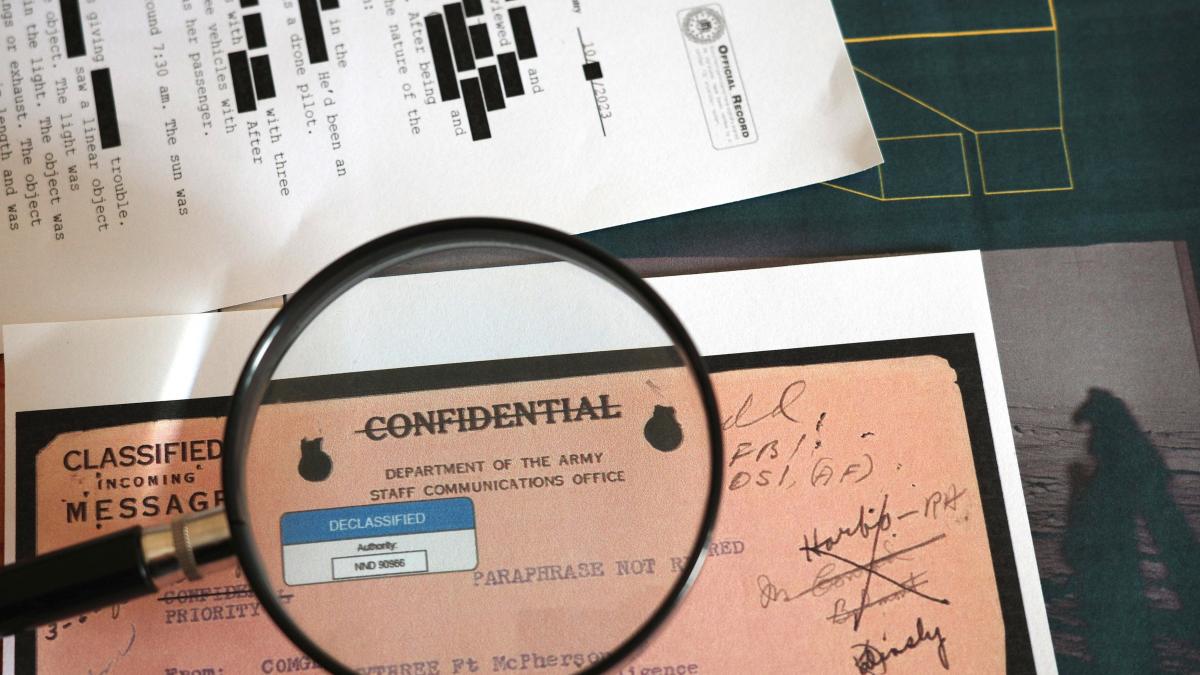 pentagonul a desecretizat noi dosare despre ozn uri nimeni nu stie ce e obiectul misterios si intunecat dintr o inregistrare