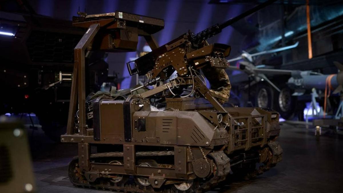 pentru prima data de la inceputul razboiului ucraina ataca rusia cu roboti anuntul a fost facut chiar de kremlin