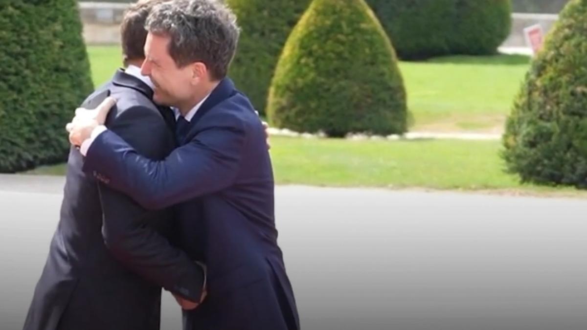 nicusor dan a fost primit de presedintele emmanuel macron la paris