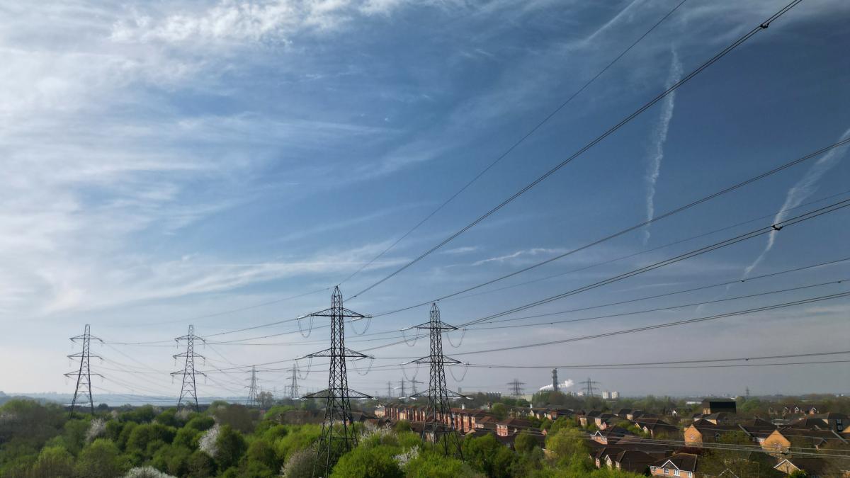 pretul energiei electrice s a triplat in romania in ultimii 5 ani de la 45 euro mwh la 136 euro mwh