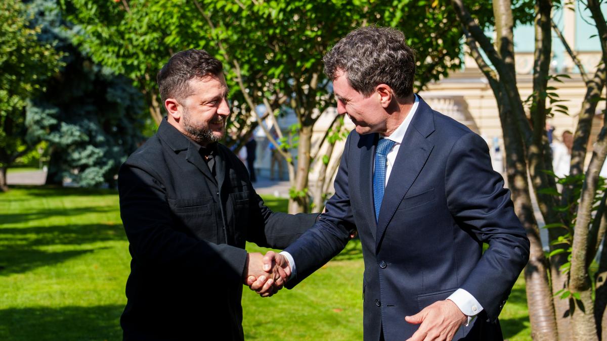 nicusor dan intalnire cu zelenski la kiev ce a cerut presedintele romaniei legat de scolile cu predare in limba romana din ucraina