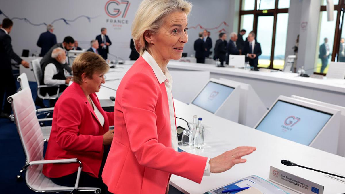 ursula von der leyen a fost invitata sa asiste din tribuna alaturi de trump la finala cupei mondiale de ce a refuzat sa participe